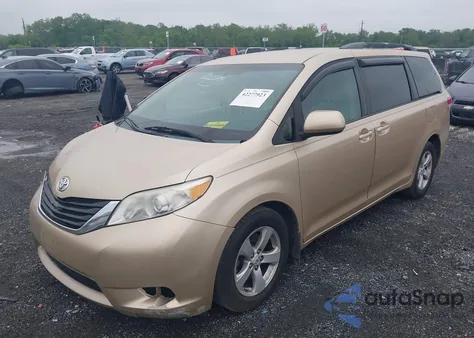2013 Toyota Sienna Le V6 8 Passenger из США, поврежденный, VIN 5TDKK3DC6DS279952
